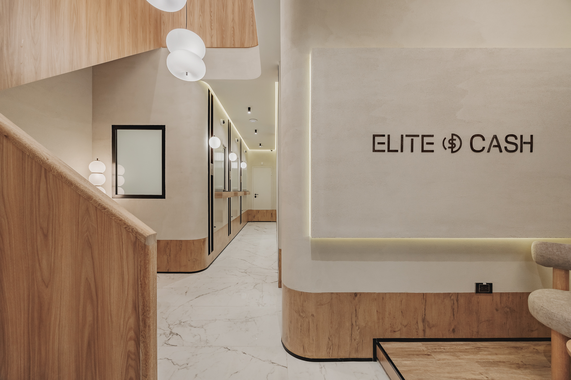 Elite Cash El Tesoro — remodelación de alta gama por RENOVA en Medellín