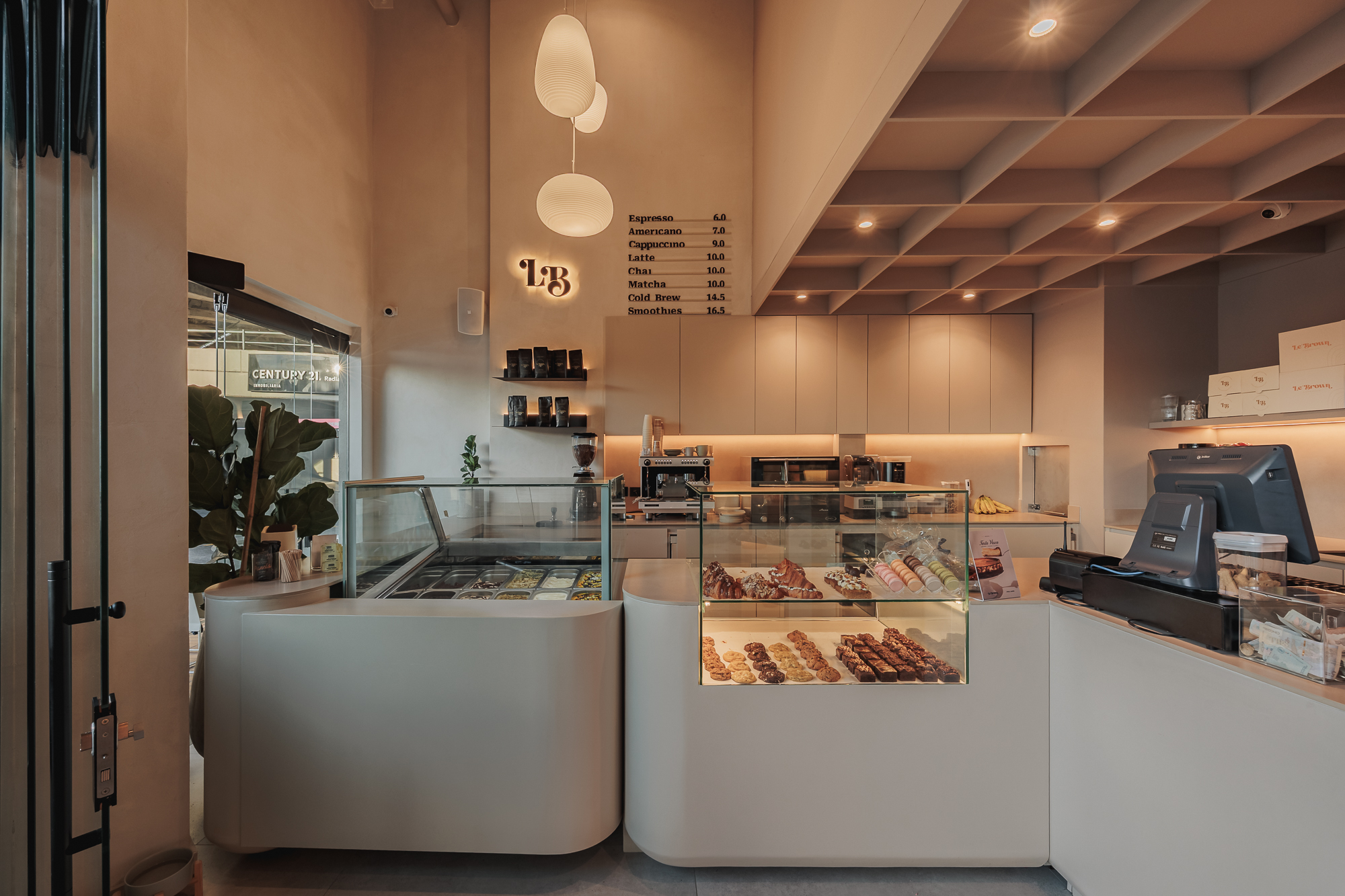 Le Brown San Lucas — remodelación de alta gama por RENOVA en Medellín
